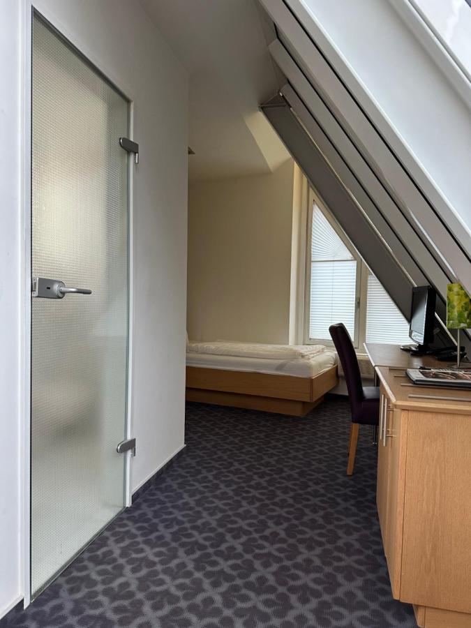 Hotel Burg Kerpen Illingen  部屋 写真